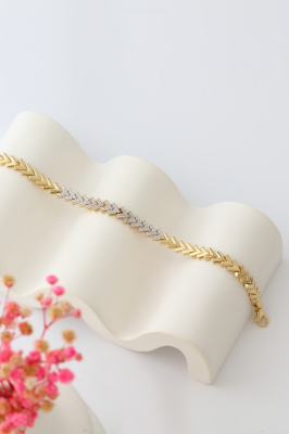 14 Ayar Altın Başak Taşlı Bileklik